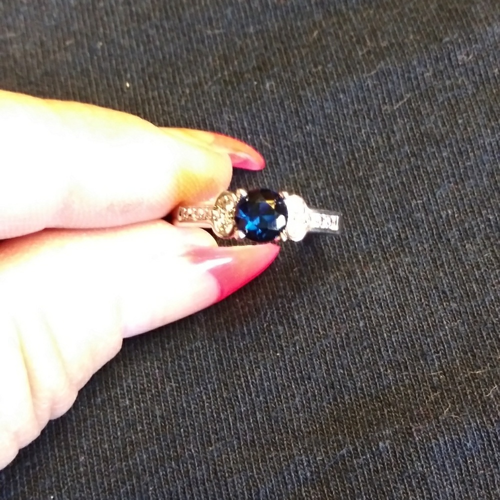 Gem stone ring